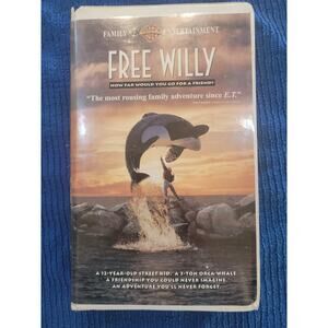 Free Willy VHS Tape 1993 Children Works